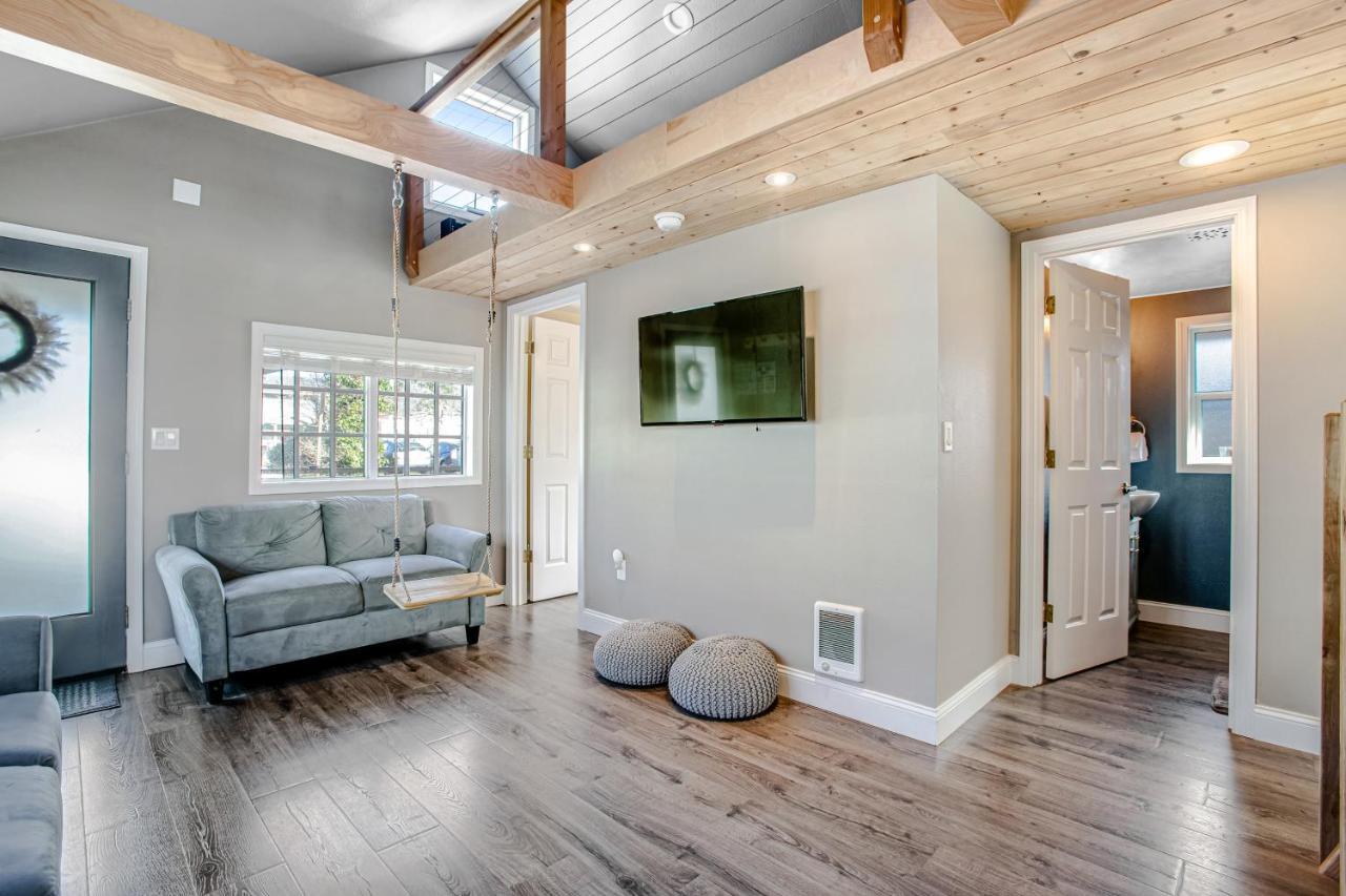 Villa Siletz Bay Getaway Lincoln City Exterior foto